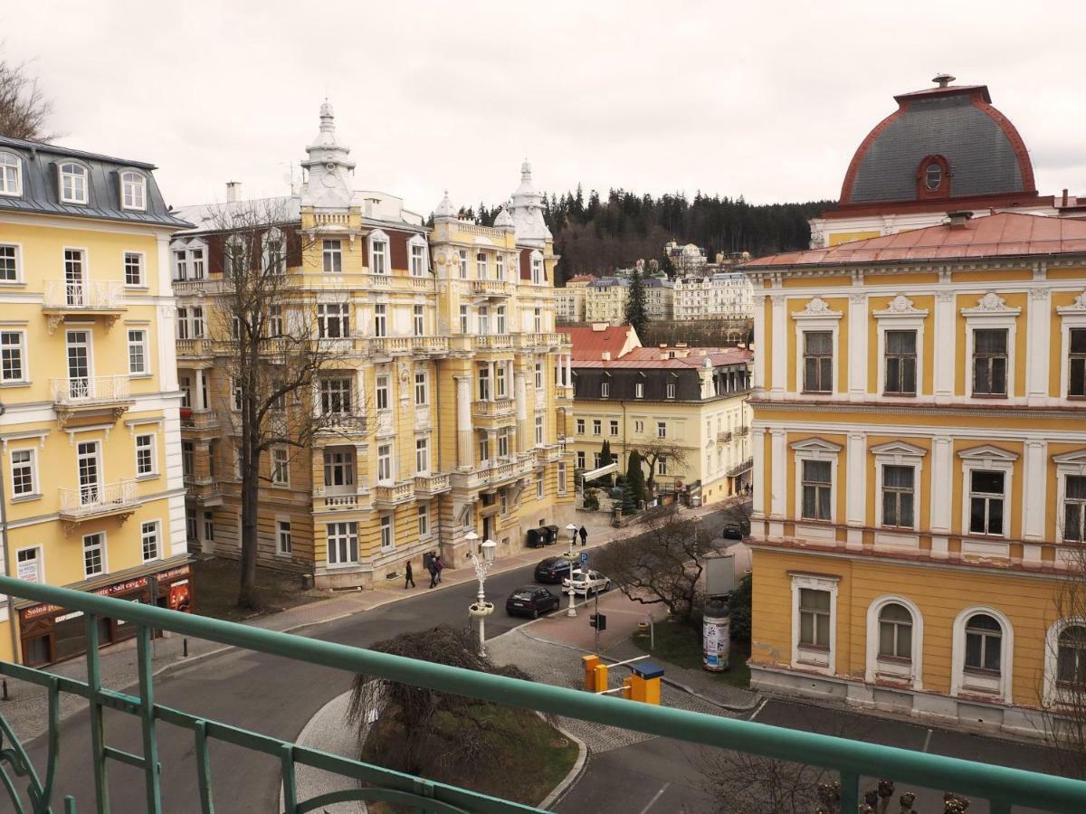 Balconies Above Colonnade Διαμέρισμα Mariánské Lázně Εξωτερικό φωτογραφία